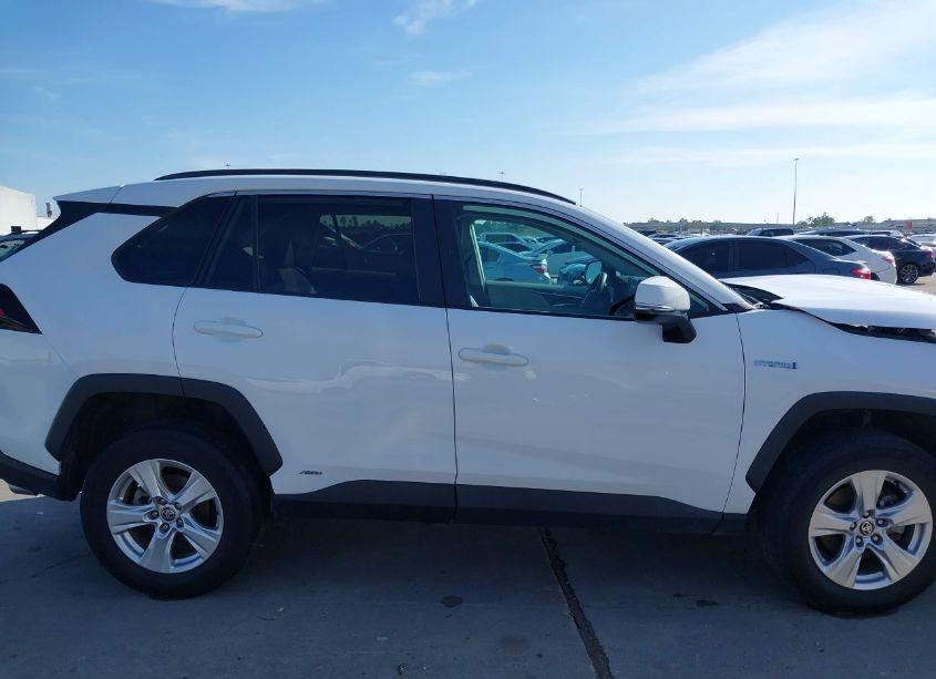 Photo 14 of 2021 Toyota Rav4 HYBRID XLE (VIN 4T3RWRFV9MU012601)