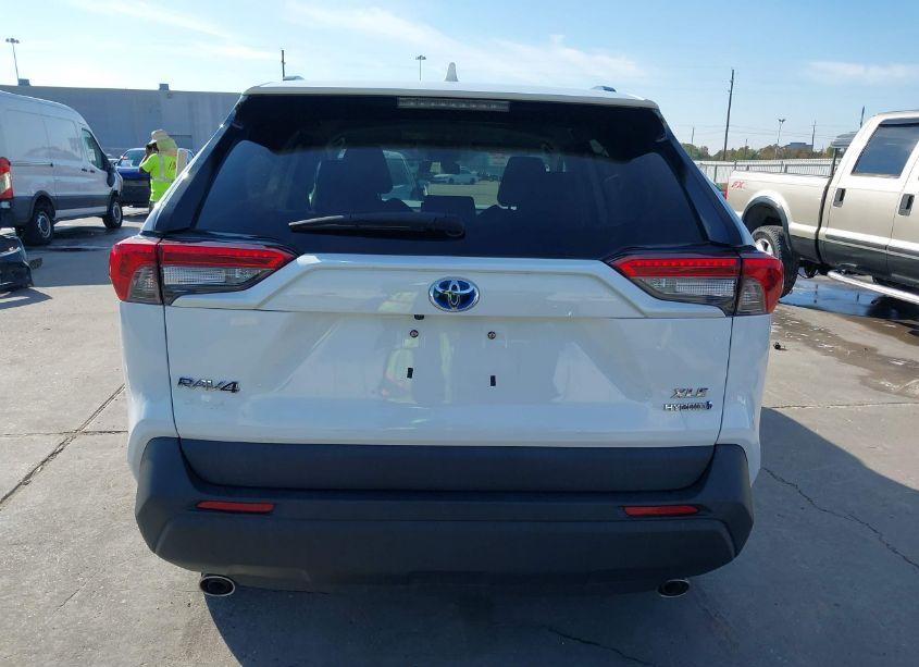 Photo 17 of 2021 Toyota Rav4 HYBRID XLE (VIN 4T3RWRFV9MU012601)