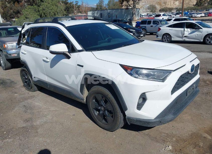 2021 Toyota Rav4 HYBRID XLE (VIN 4T3RWRFV9MU022626) main photo