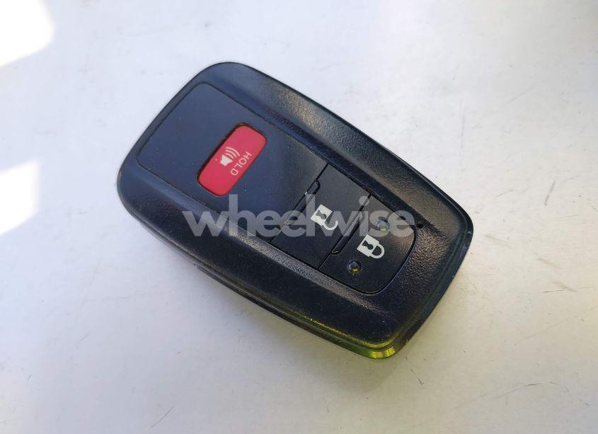 Photo 11 of 2021 Toyota Rav4 HYBRID XLE (VIN 4T3RWRFV9MU022626)