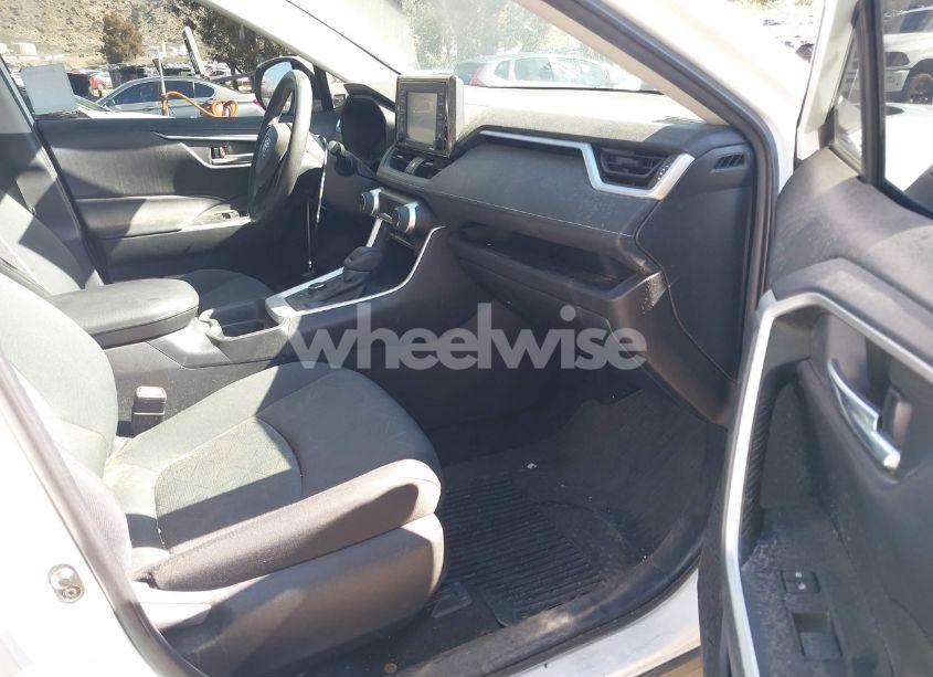 Photo 5 of 2021 Toyota Rav4 HYBRID XLE (VIN 4T3RWRFV9MU022626)