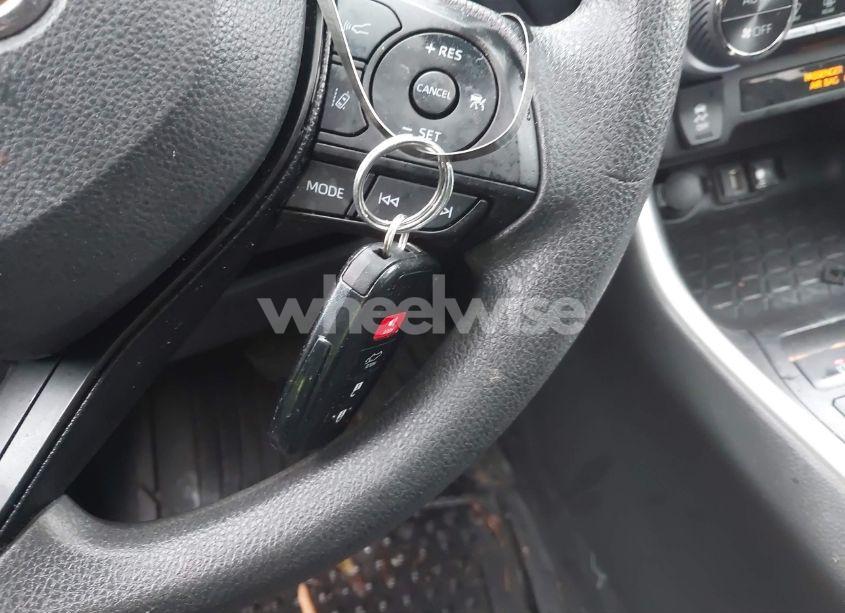 Photo 11 of 2022 Toyota Rav4 HYBRID XLE (VIN 4T3RWRFV9NU051982)