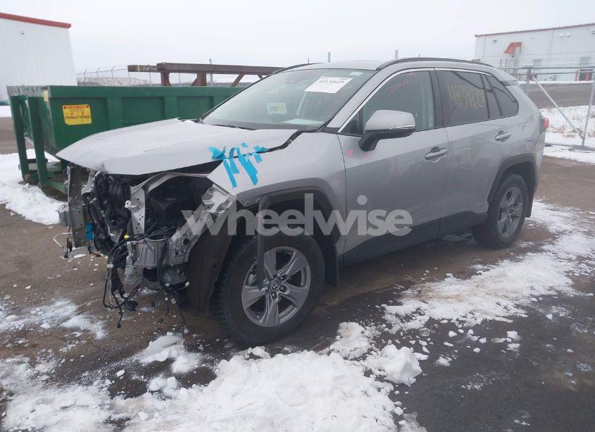 Photo 2 of 2022 Toyota Rav4 HYBRID XLE (VIN 4T3RWRFV9NU064022)