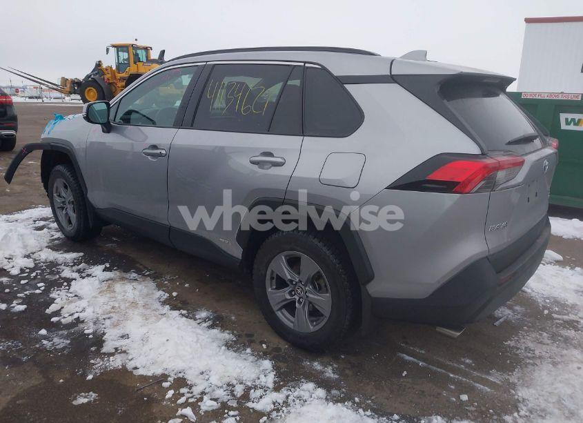 Photo 3 of 2022 Toyota Rav4 HYBRID XLE (VIN 4T3RWRFV9NU064022)