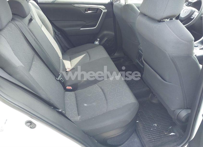 Photo 8 of 2022 Toyota Rav4 HYBRID XLE (VIN 4T3RWRFV9NU065039)