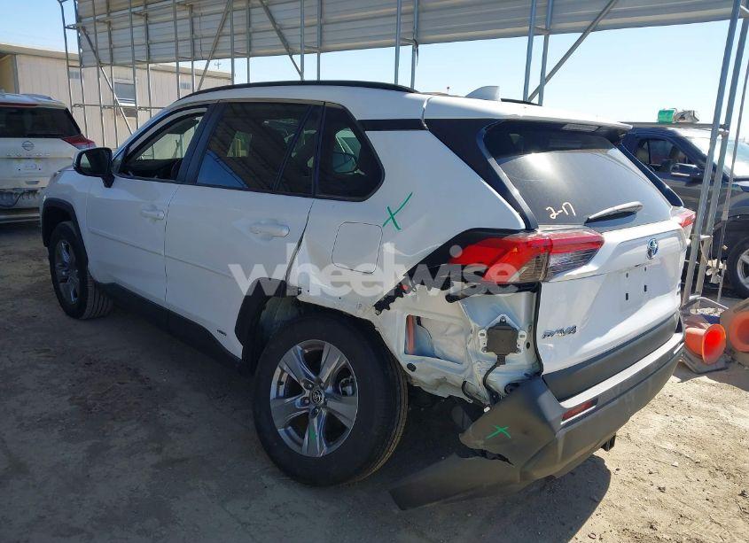 Photo 3 of 2022 Toyota Rav4 HYBRID XLE (VIN 4T3RWRFV9NU069771)