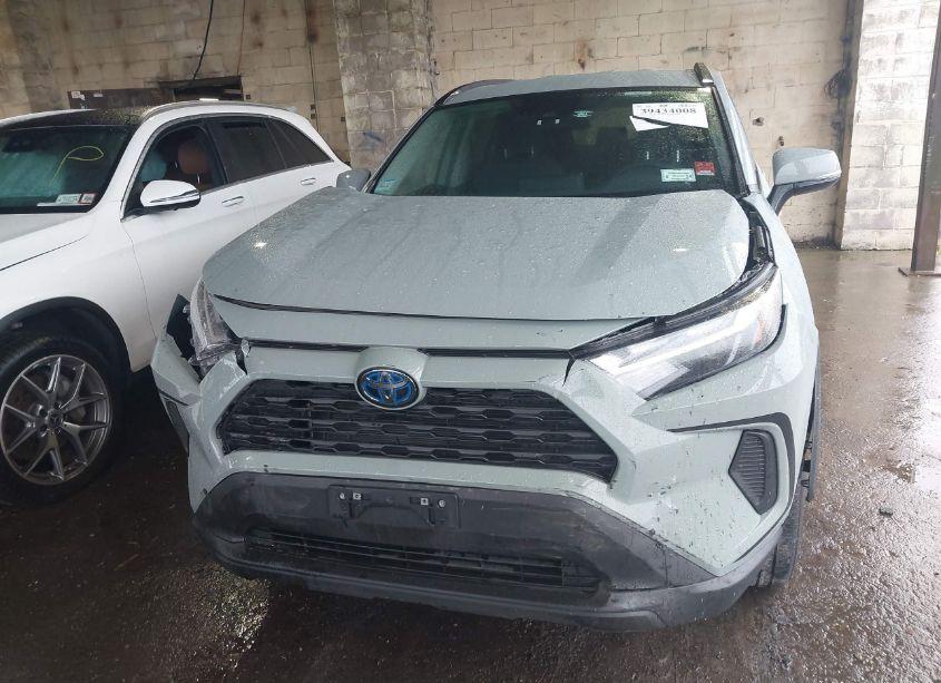 Photo 6 of 2023 Toyota Rav4 XLE HYBRID (VIN 4T3RWRFV9PU094821)