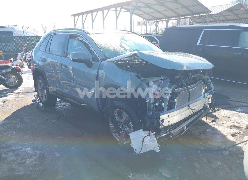 2023 Toyota Rav4 HYBRID XLE (VIN 4T3RWRFV9PU095905) main photo