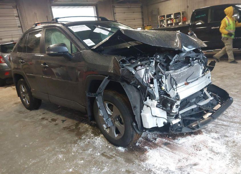2023 Toyota Rav4 HYBRID XLE (VIN 4T3RWRFV9PU104599) main photo