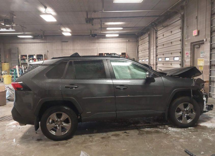 Photo 12 of 2023 Toyota Rav4 HYBRID XLE (VIN 4T3RWRFV9PU104599)