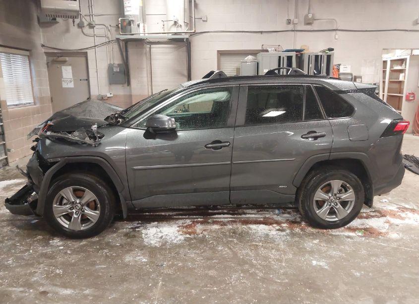 Photo 13 of 2023 Toyota Rav4 HYBRID XLE (VIN 4T3RWRFV9PU104599)
