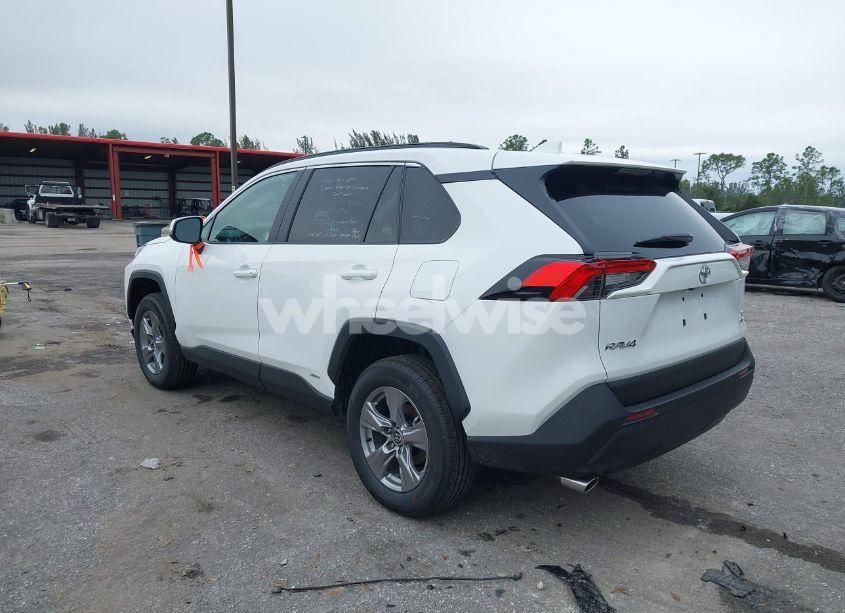 Photo 3 of 2025 Toyota Rav4 HYBRID XLE (VIN 4T3RWRFV9SU164875)