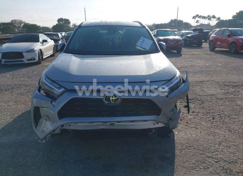Photo 6 of 2025 Toyota Rav4 HYBRID XLE (VIN 4T3RWRFV9SU167226)