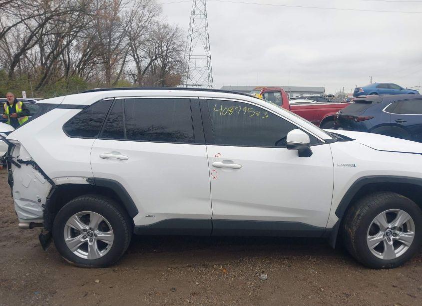 Photo 14 of 2020 Toyota Rav4 HYBRID XLE (VIN 4T3RWRFVXLU004912)
