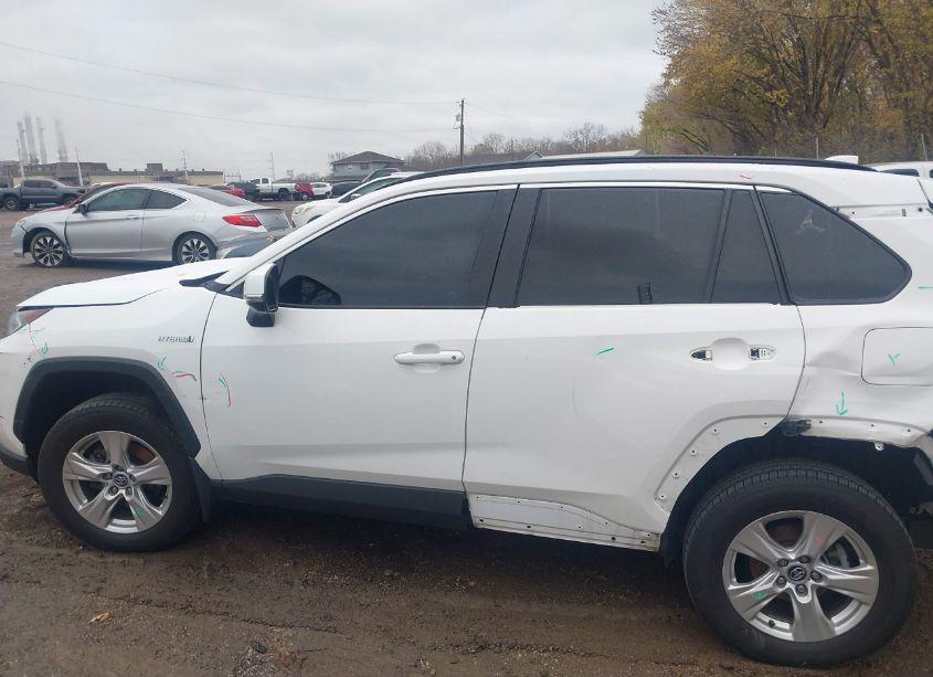 Photo 15 of 2020 Toyota Rav4 HYBRID XLE (VIN 4T3RWRFVXLU004912)