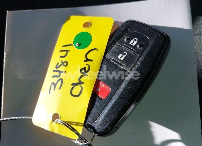 Photo 11 of 2021 Toyota Rav4 HYBRID XLE (VIN 4T3RWRFVXMU033957)