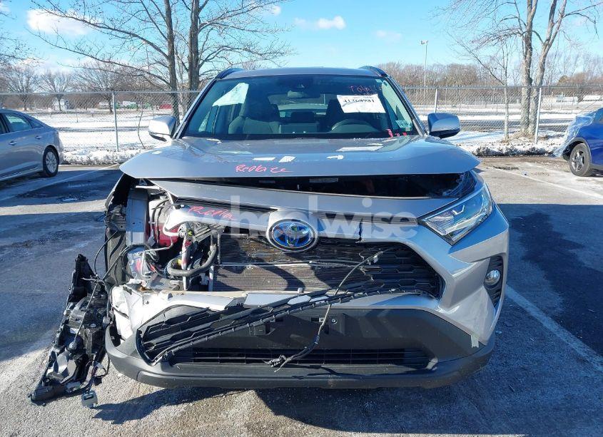 Photo 12 of 2021 Toyota Rav4 HYBRID XLE (VIN 4T3RWRFVXMU033957)