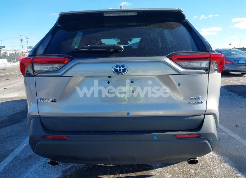 Photo 16 of 2021 Toyota Rav4 HYBRID XLE (VIN 4T3RWRFVXMU033957)