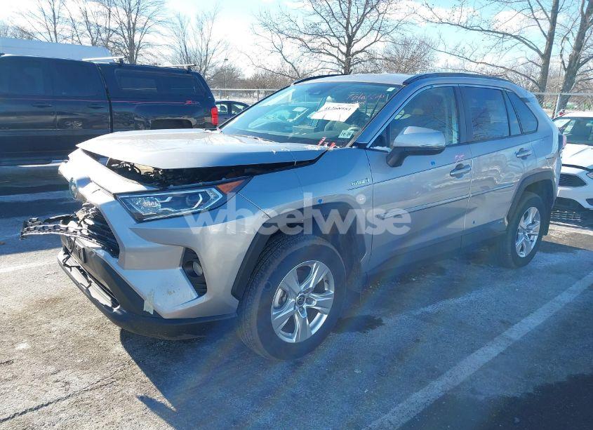 Photo 2 of 2021 Toyota Rav4 HYBRID XLE (VIN 4T3RWRFVXMU033957)