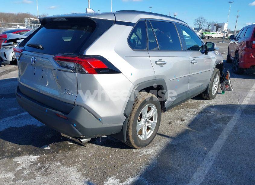 Photo 4 of 2021 Toyota Rav4 HYBRID XLE (VIN 4T3RWRFVXMU033957)