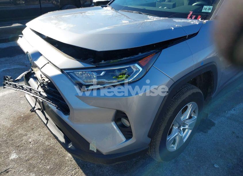 Photo 6 of 2021 Toyota Rav4 HYBRID XLE (VIN 4T3RWRFVXMU033957)