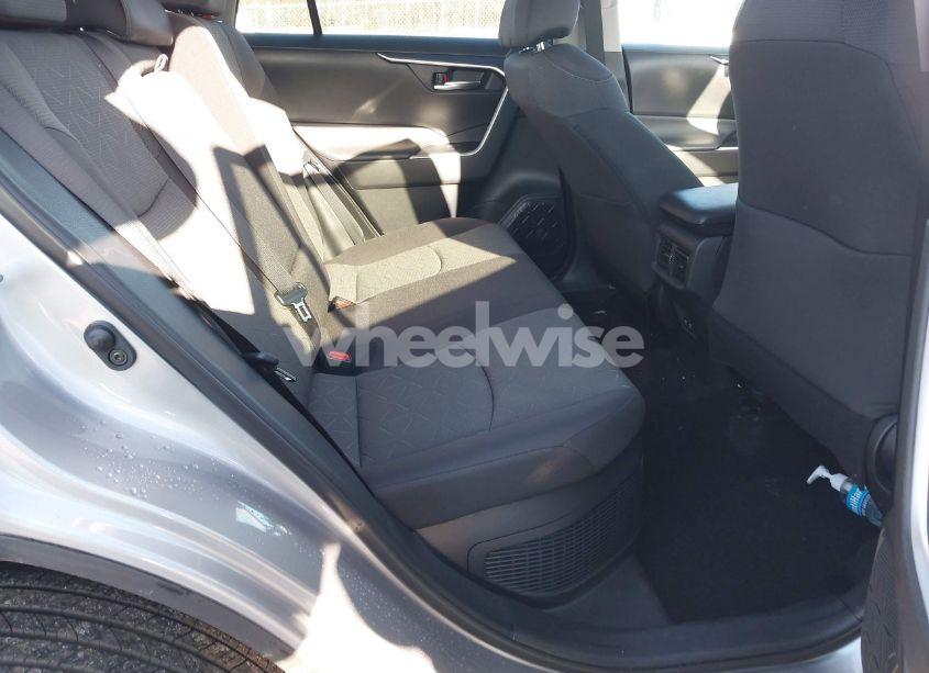 Photo 8 of 2021 Toyota Rav4 HYBRID XLE (VIN 4T3RWRFVXMU033957)