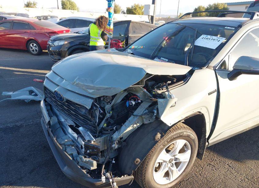 Photo 6 of 2021 Toyota Rav4 HYBRID XLE (VIN 4T3RWRFVXMU038494)