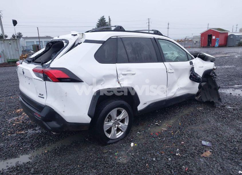 Photo 4 of 2021 Toyota Rav4 HYBRID XLE (VIN 4T3RWRFVXMU040343)