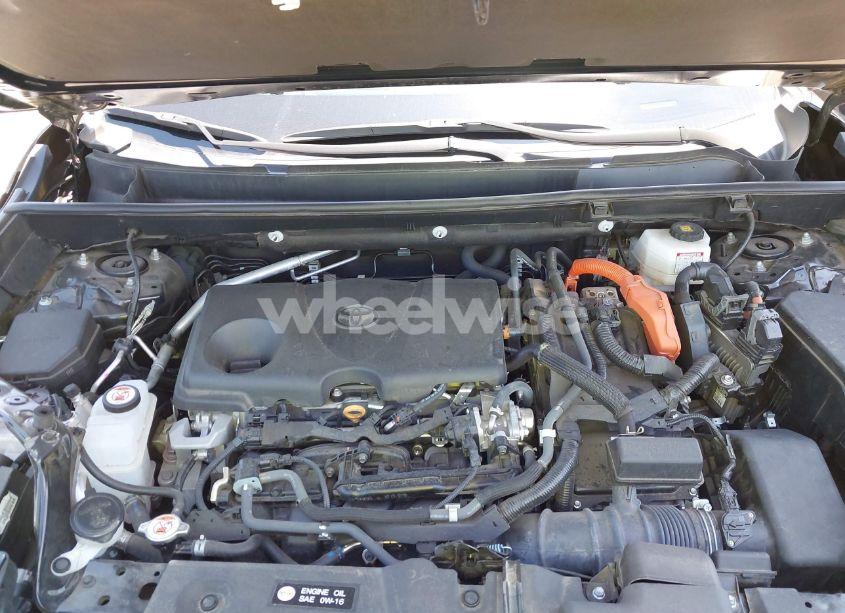 Photo 10 of 2022 Toyota Rav4 HYBRID XLE (VIN 4T3RWRFVXNU061162)