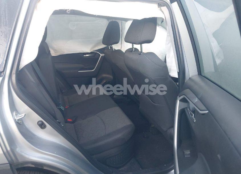 Photo 8 of 2022 Toyota Rav4 HYBRID XLE (VIN 4T3RWRFVXNU075319)