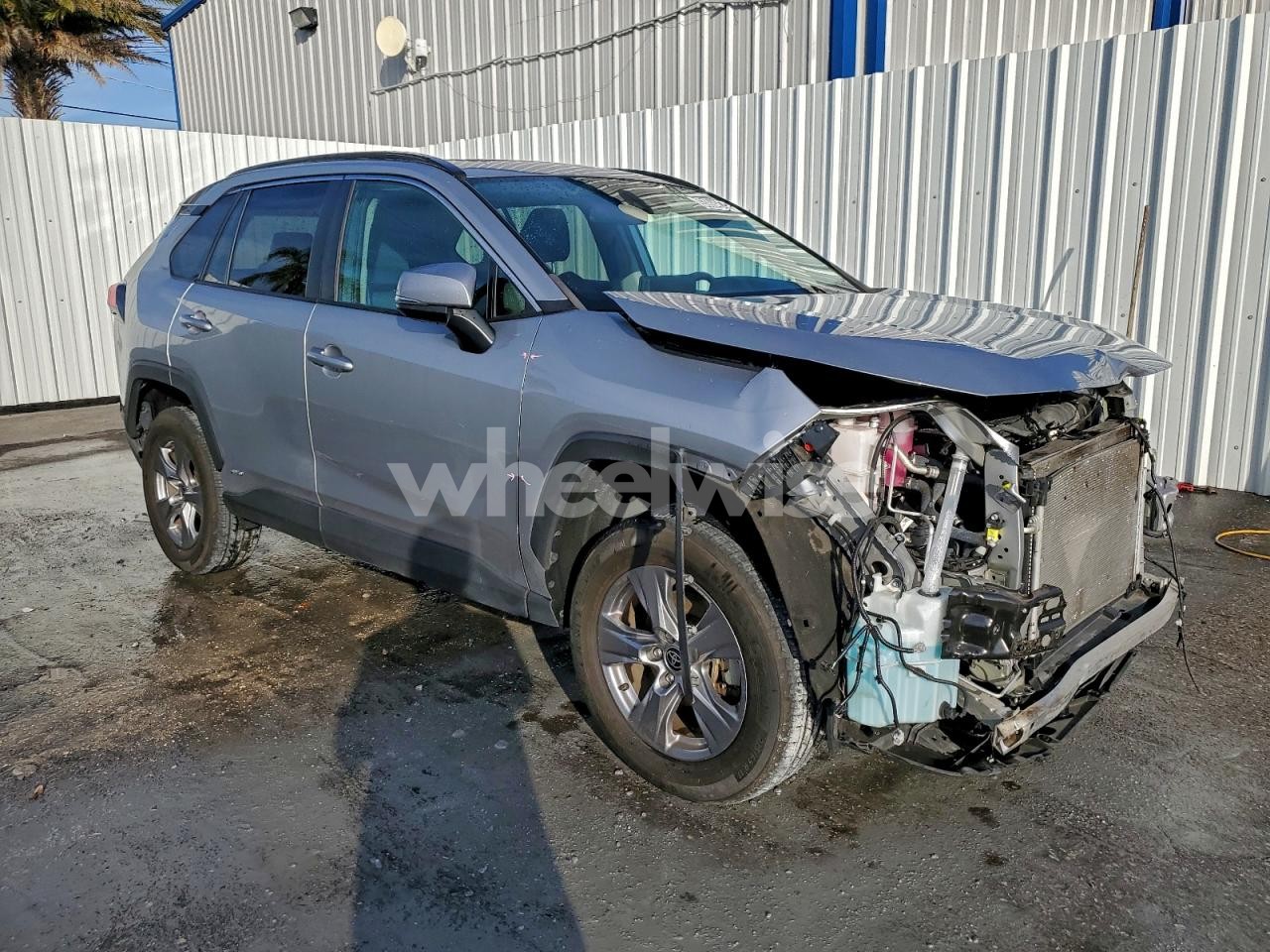 Photo 4 of 2023 TOYOTA RAV4 XLE (VIN 4T3RWRFVXPU093791)