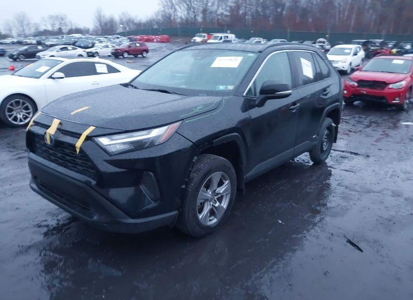 Photo 2 of 2023 Toyota Rav4 HYBRID XLE (VIN 4T3RWRFVXPU102764)