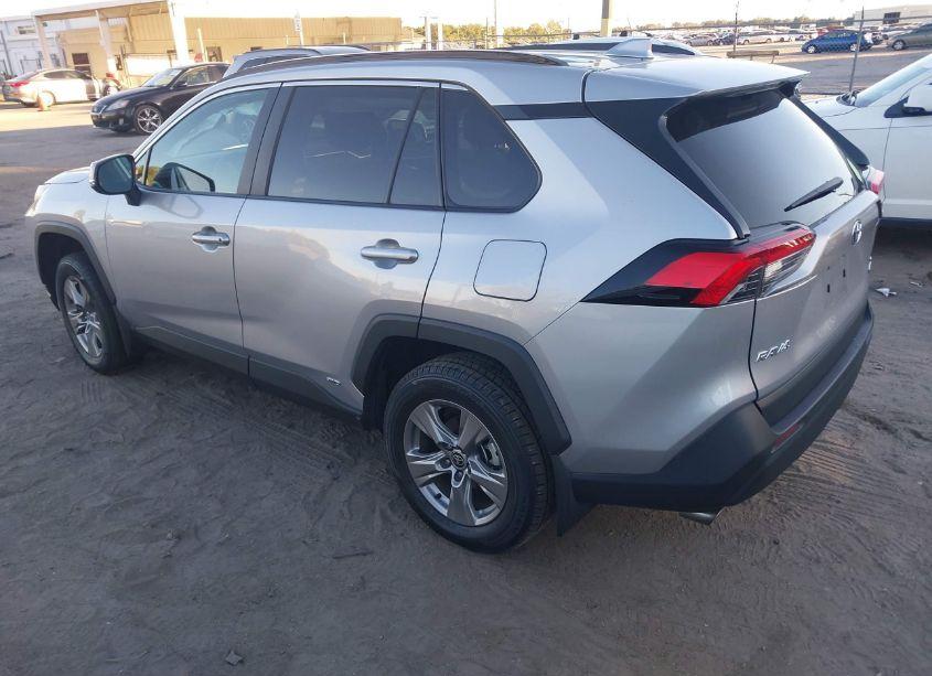 Photo 3 of 2024 Toyota Rav4 HYBRID XLE (VIN 4T3RWRFVXRU114528)