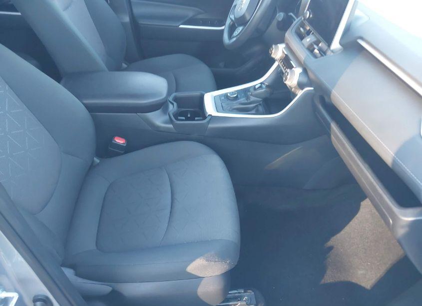 Photo 5 of 2024 Toyota Rav4 HYBRID XLE (VIN 4T3RWRFVXRU114528)