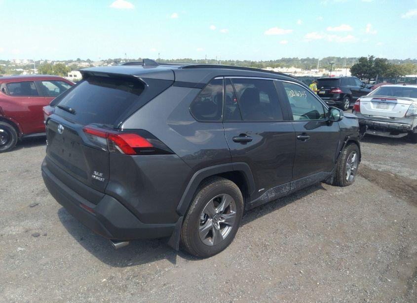 Photo 4 of 2024 Toyota Rav4 HYBRID XLE (VIN 4T3RWRFVXRU135590)