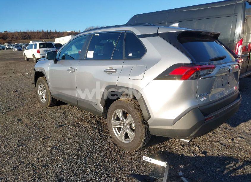 Photo 3 of 2024 Toyota Rav4 HYBRID XLE (VIN 4T3RWRFVXRU146637)
