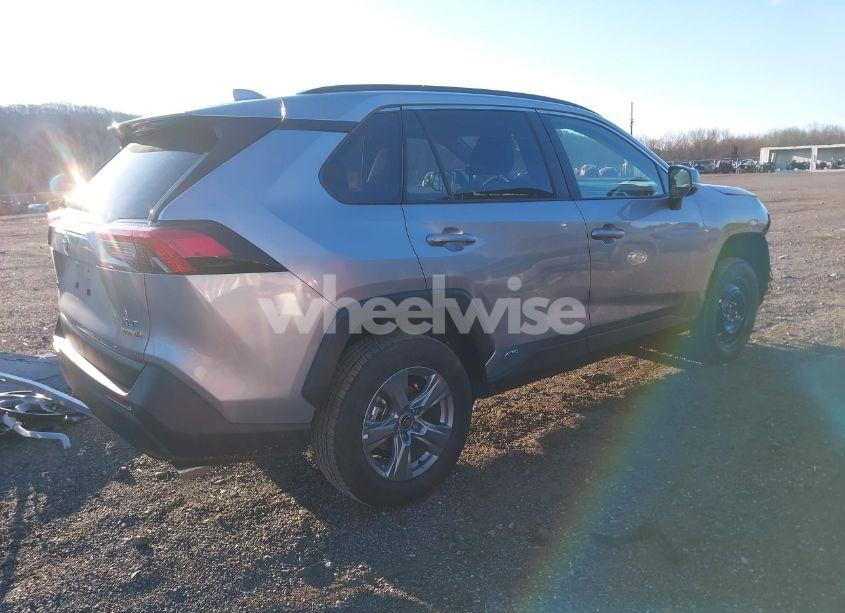 Photo 4 of 2024 Toyota Rav4 HYBRID XLE (VIN 4T3RWRFVXRU146637)