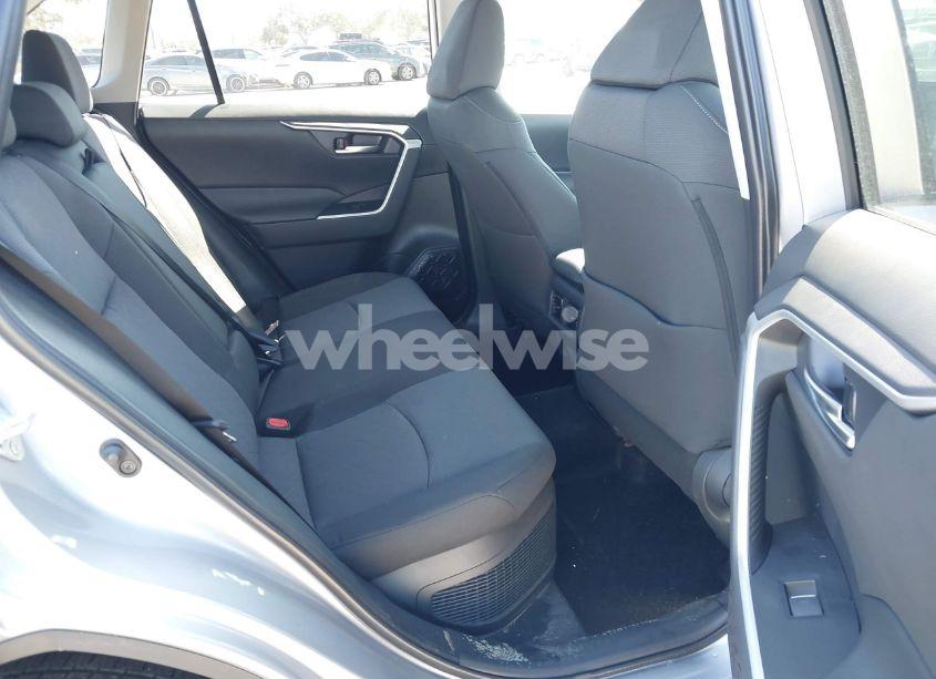 Photo 8 of 2024 Toyota Rav4 HYBRID XLE (VIN 4T3RWRFVXRU155306)