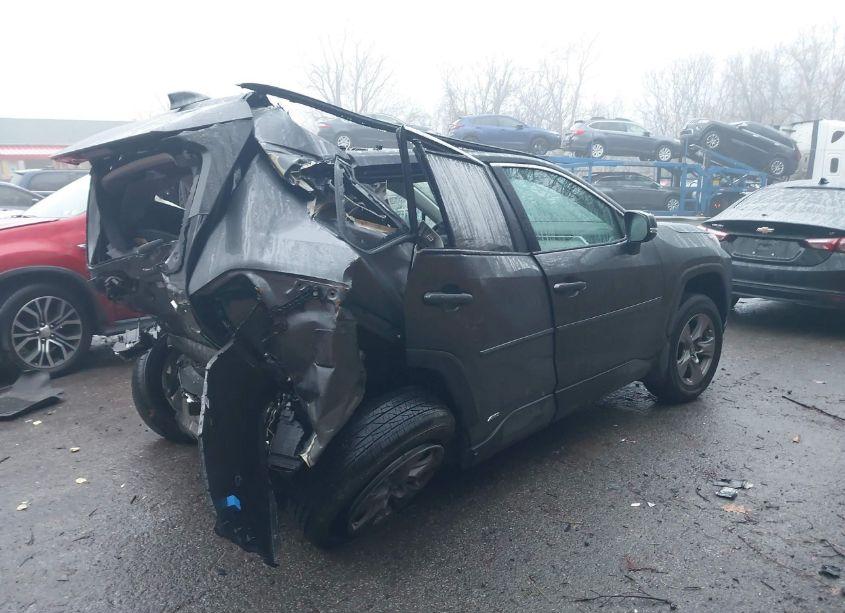 Photo 4 of 2024 Toyota Rav4 HYBRID XLE (VIN 4T3RWRFVXRU155760)