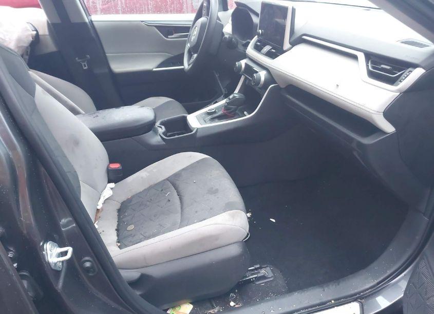 Photo 5 of 2024 Toyota Rav4 HYBRID XLE (VIN 4T3RWRFVXRU155760)