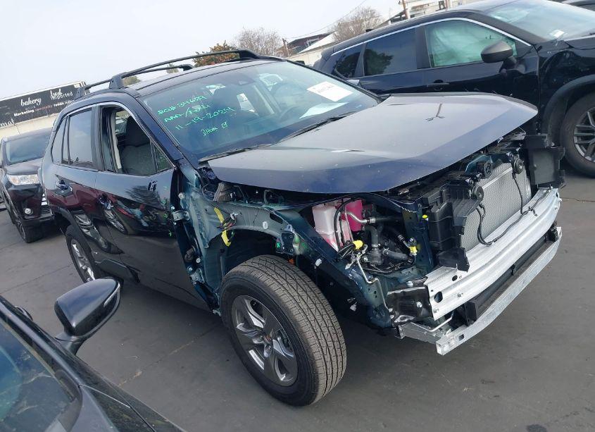 2024 Toyota Rav4 HYBRID XLE (VIN 4T3RWRFVXRU159260) main photo