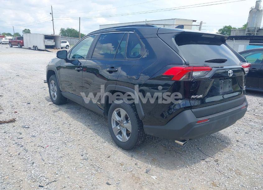 Photo 3 of 2025 Toyota Rav4 HYBRID XLE (VIN 4T3RWRFVXSU177165)