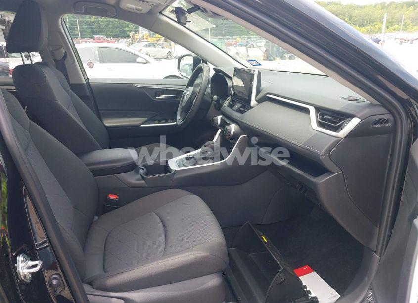 Photo 5 of 2025 Toyota Rav4 HYBRID XLE (VIN 4T3RWRFVXSU177165)