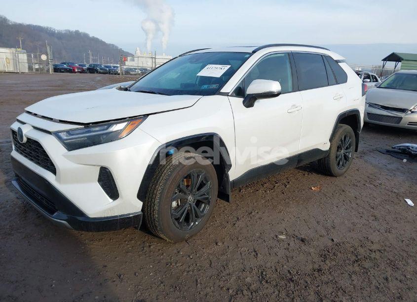 Photo 2 of 2024 Toyota Rav4 HYBRID SE (VIN 4T3T6RFV0RU143770)