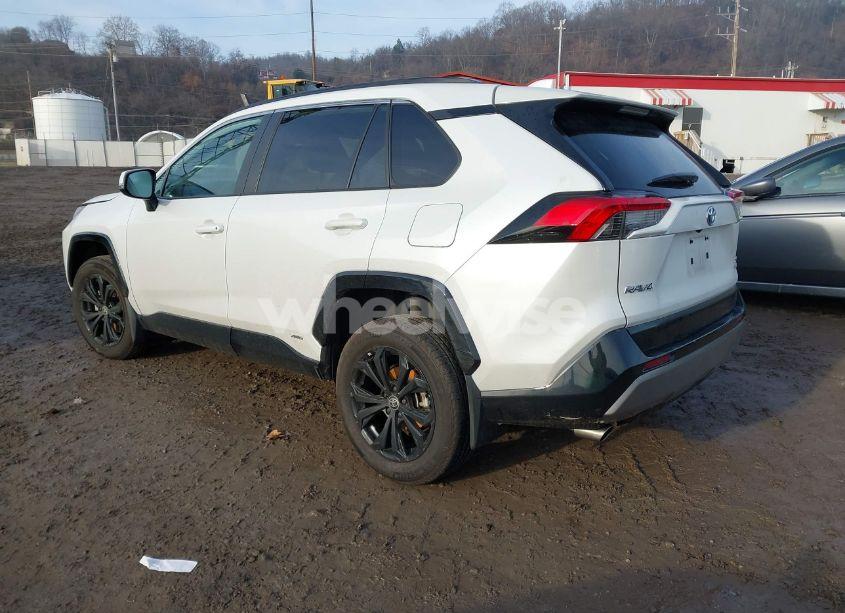 Photo 3 of 2024 Toyota Rav4 HYBRID SE (VIN 4T3T6RFV0RU143770)