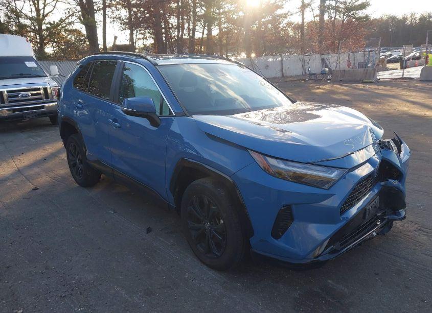 2022 Toyota Rav4 HYBRID SE (VIN 4T3T6RFV2NU080018) main photo