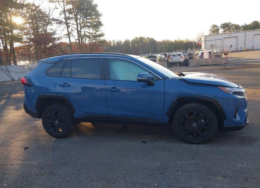 Photo 12 of 2022 Toyota Rav4 HYBRID SE (VIN 4T3T6RFV2NU080018)