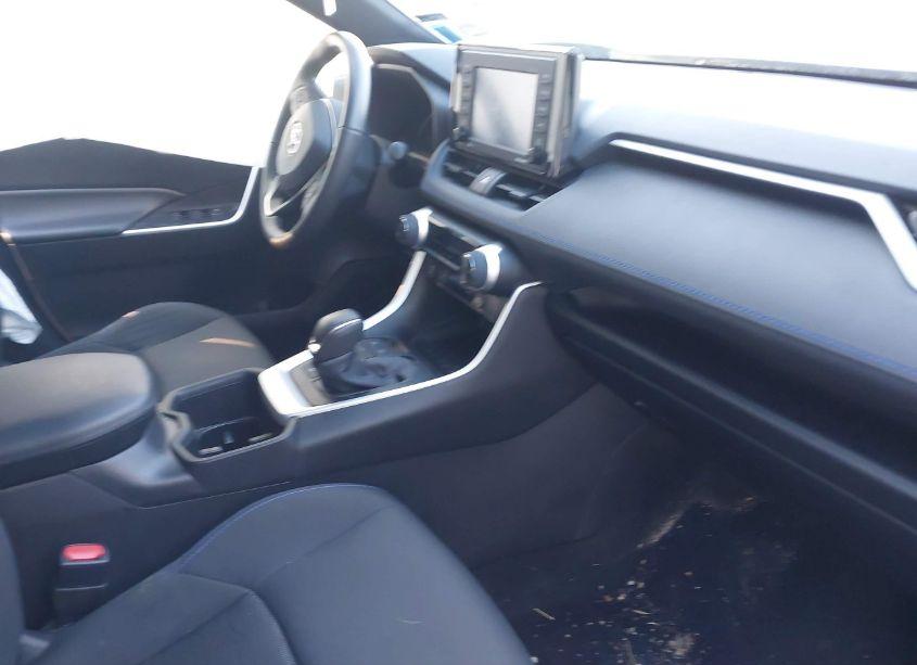 Photo 5 of 2022 Toyota Rav4 HYBRID SE (VIN 4T3T6RFV2NU080018)