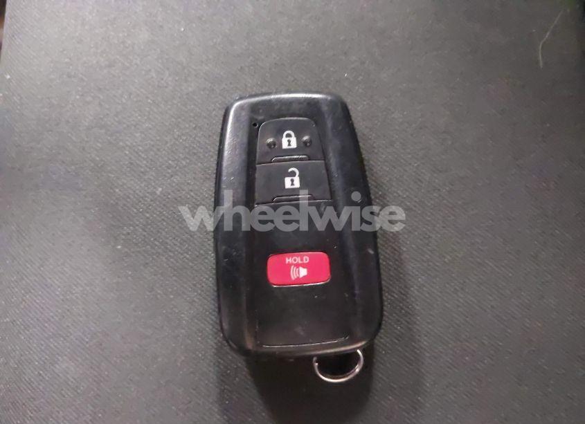 Photo 11 of 2022 Toyota Rav4 HYBRID SE (VIN 4T3T6RFV2NU085915)