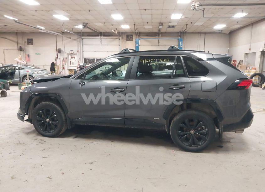 Photo 14 of 2022 Toyota Rav4 HYBRID SE (VIN 4T3T6RFV2NU085915)